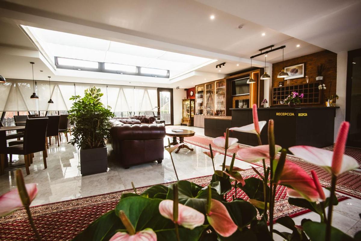Hotel Strk Murska Sobota Exteriér fotografie