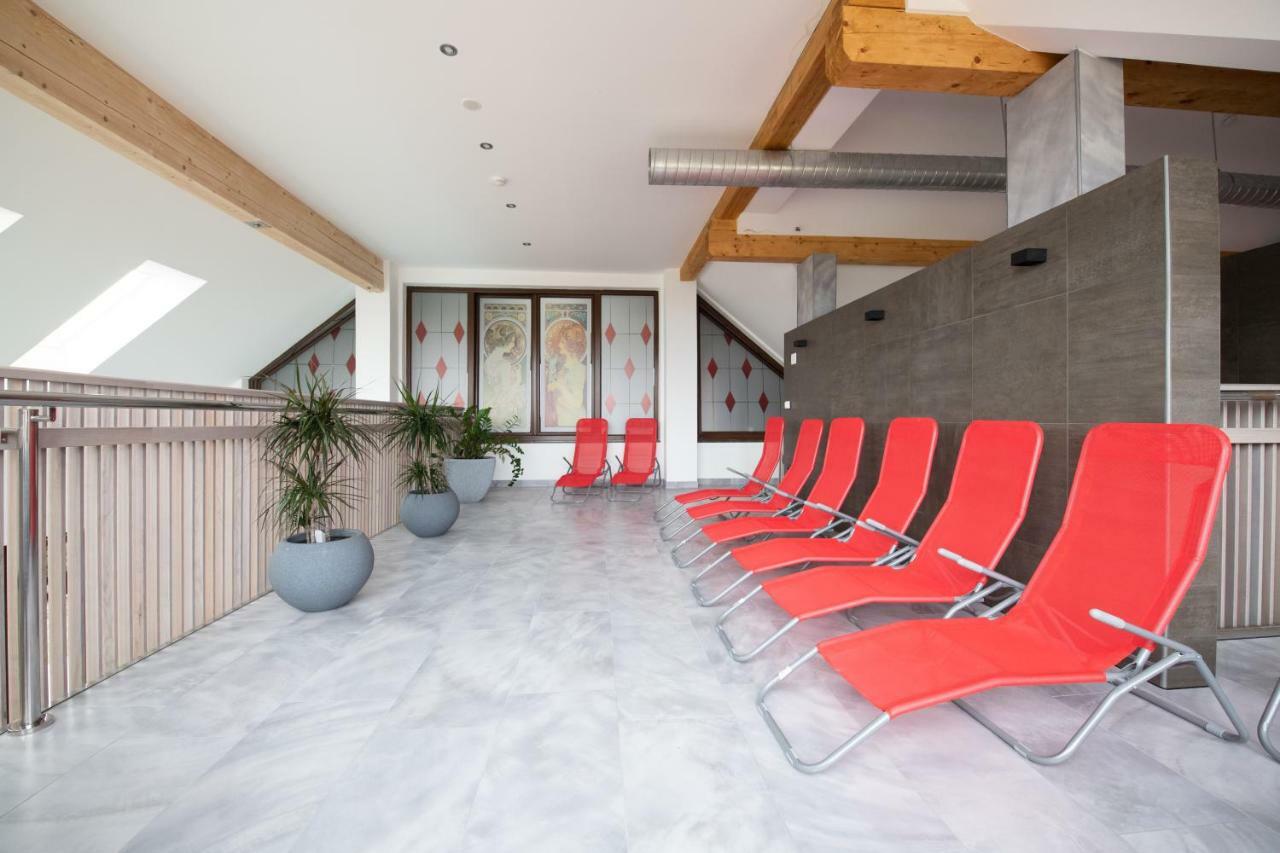 Hotel Strk Murska Sobota Exteriér fotografie